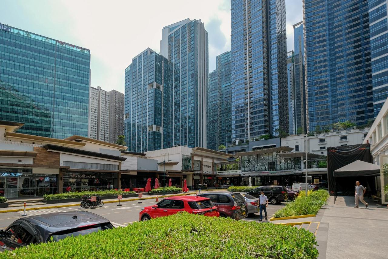Cityscape View 2Br In Uptown Bgc W 200Mbps Wifi Taguig Bagian luar foto