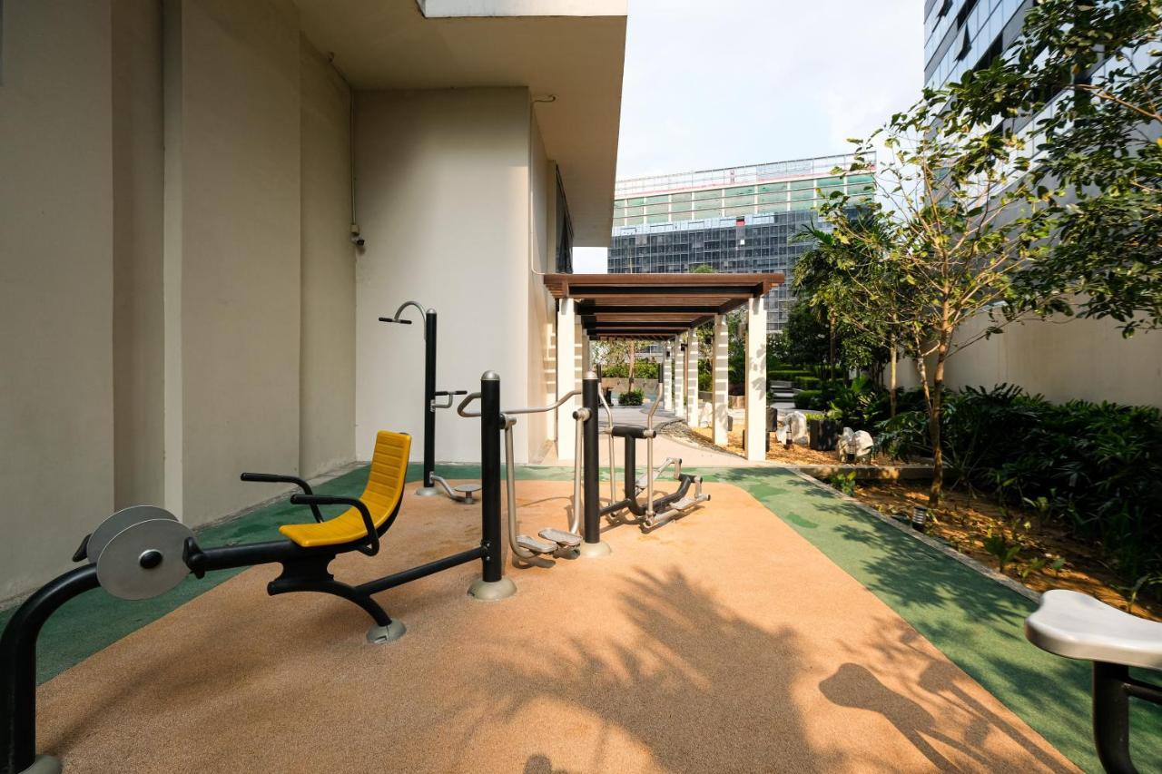 Cityscape View 2Br In Uptown Bgc W 200Mbps Wifi Taguig Bagian luar foto