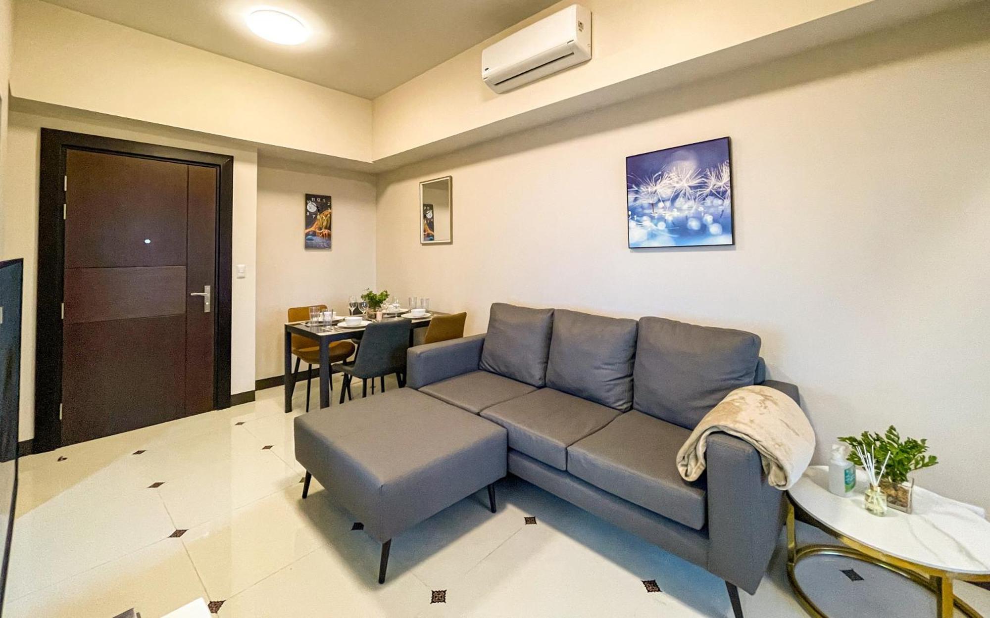Cityscape View 2Br In Uptown Bgc W 200Mbps Wifi Taguig Bagian luar foto