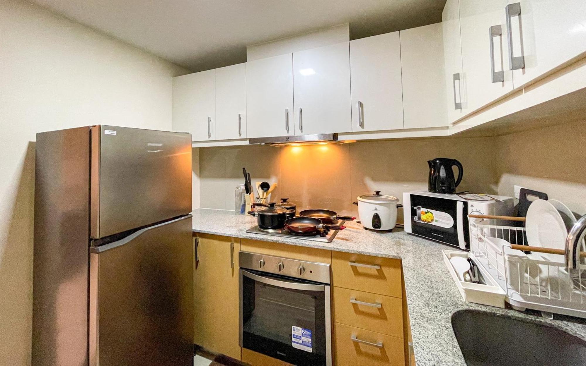 Cityscape View 2Br In Uptown Bgc W 200Mbps Wifi Taguig Bagian luar foto