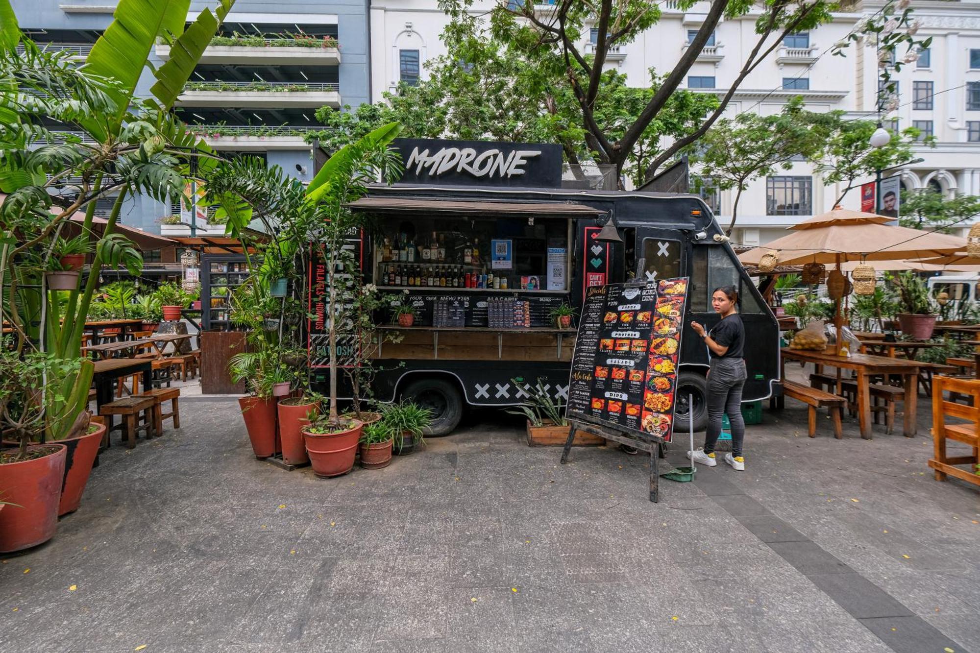 Cityscape View 2Br In Uptown Bgc W 200Mbps Wifi Taguig Bagian luar foto