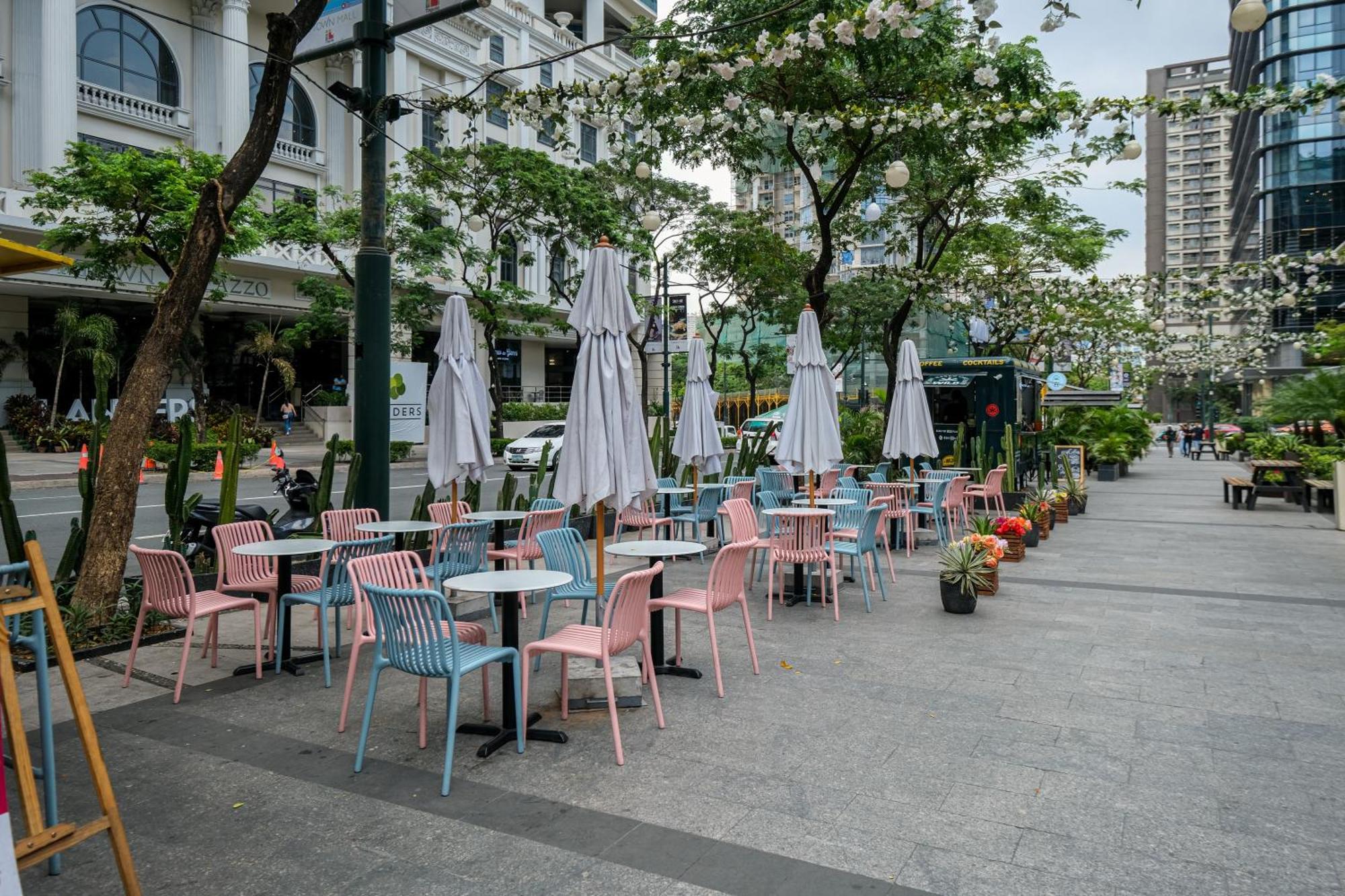 Cityscape View 2Br In Uptown Bgc W 200Mbps Wifi Taguig Bagian luar foto